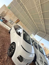 ستاريا ٢٠٢٣ • ماشي ٩٠٠٠٠ • ١١ راكب