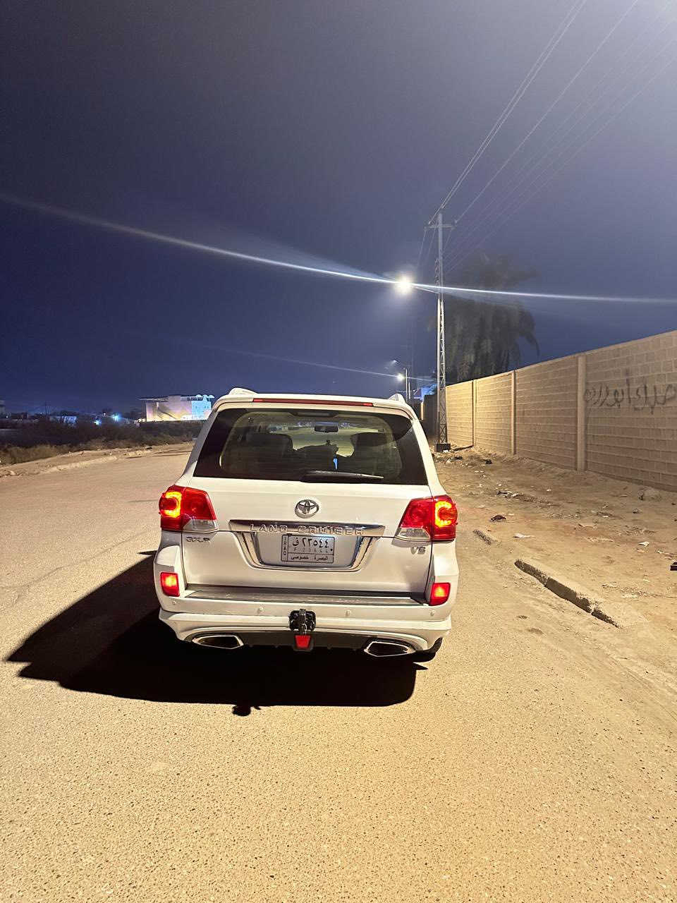 السلام عليكم 
جكساره ٢٠١٢
مكفوله من الصبغ والضربه
ماشيه ١٧٠الف
مكان السياره البصره 
السعر وباقي التفاصيل اتصل وتدلل 
***********
