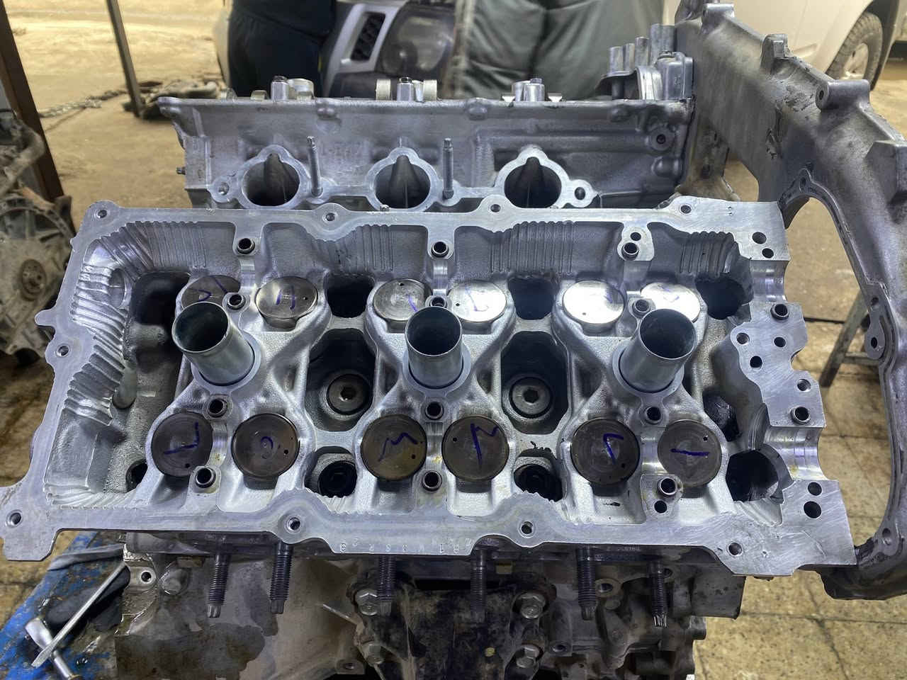 شرفني احد الاخوة عندة المحرك تالف بلكامل وتم التجفيت والحمد لله تحياتي اخوكم مهندس كرار  كرادة مجمع مشن ***********
