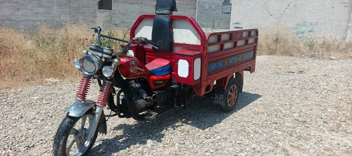 السلام عليكم ستوته  جمره للبيع   2018 مكينه 2018 واير منيه شقاله منفيس  ستوته جاهزه بودي  قلاب السعر 950وبيها مجال قليل***********//***********
