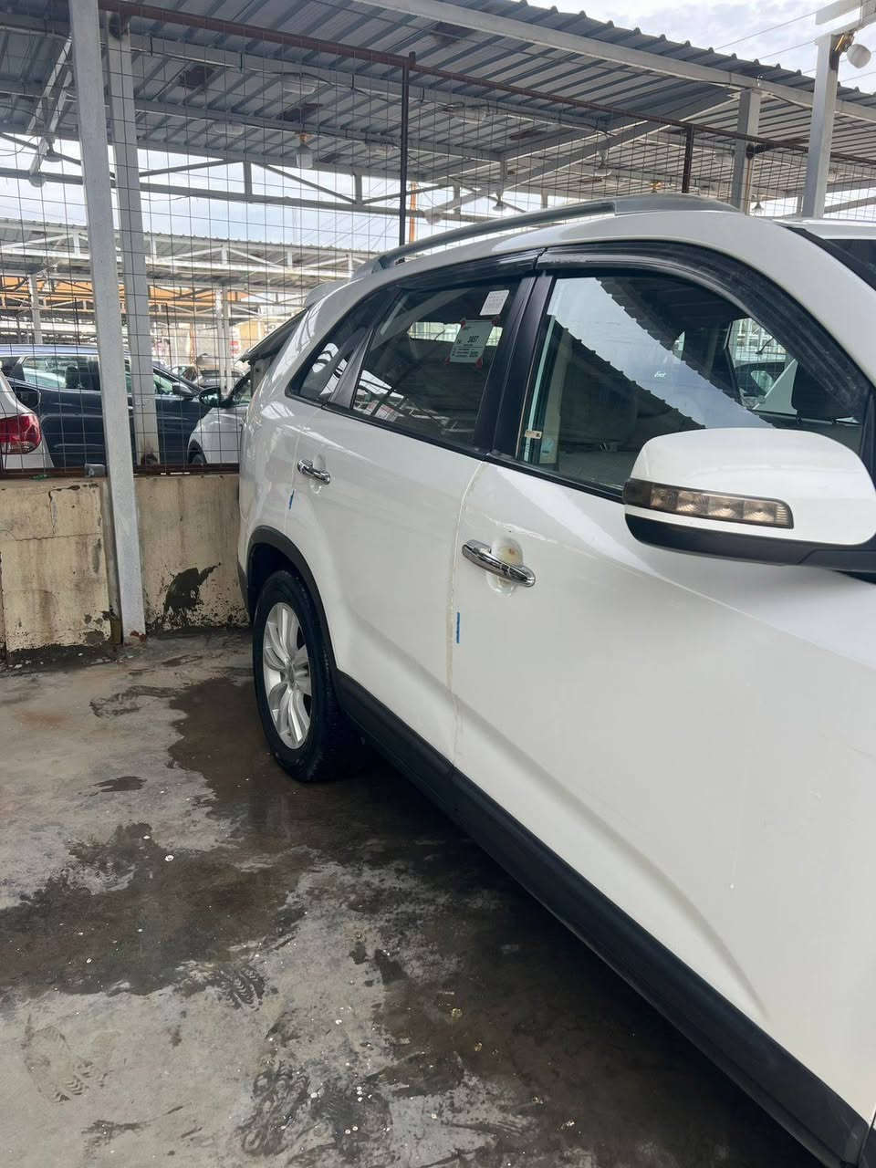 السلام عليكم عيوني
سورنتو موديل 2012 خليجيه محرك كير كفاله 

رقم بغداد 

سياره بيه فقط مسطره بلجنطه صبغ فقط 

سياره 4 سلندر 2400 دوش 7 راكب 3 قطع تبريد واحد على واحد تبريد فول تحكم مقود جهتين 

مكاني بغداد اليوسفية ناحية الرشيد حياكم الله 

سعر 134 وبيه مجال للطيبين 

هاتف *********** غيث الحميري كل الهلا بيكم تحياتي
