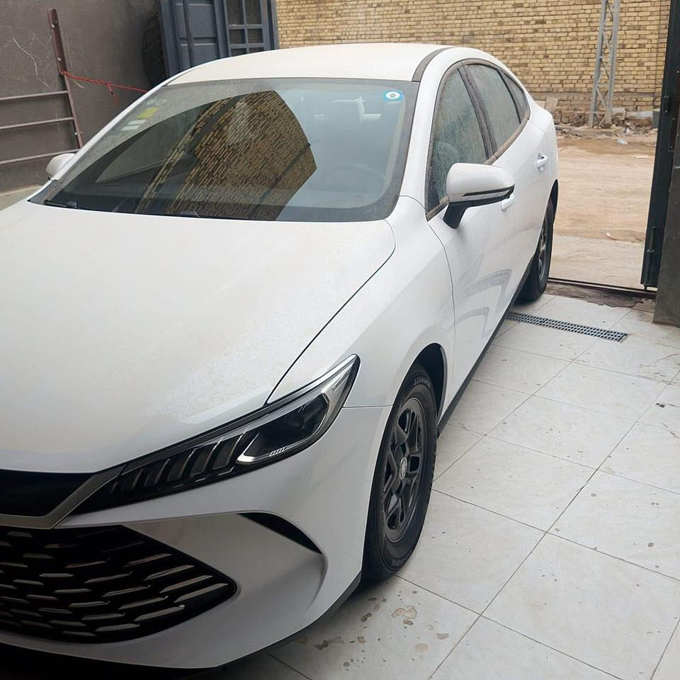 السلام عليكم BYD Qin plus 2025
ماشية ٧٠٠٠km
ويل اسود 
بيها طخات بل جاملق خفيفه مثل الشخط يعني 
رقم أربيل شرط التحويل 
سعر ١٣٣ ورقة او مراوس بسيارة BYD pin L
الرقم *********** بي واتساب
 ‭٠٧٧٧ ٤١٢ ١٨٥٩‬
