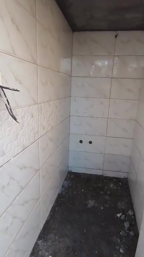 خلفه سراميك جدران ارضي الاواح شغل درجه اولى متفرغ حاليآ شرط استلام المهندس ***********
