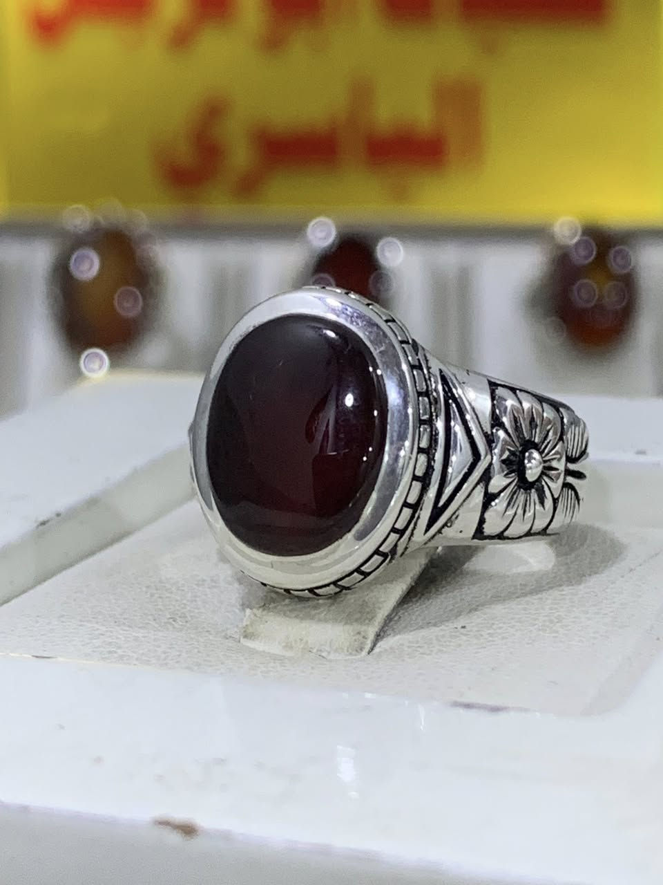 كرزي يماني صياغة عارف البحرين جميله جدا فضه 990 التفاصيل داخل الفيديو للاستفسار واتساب *********** فضيات ابو نرجس الياسري يوجد توصيل لجميع المحافظات

