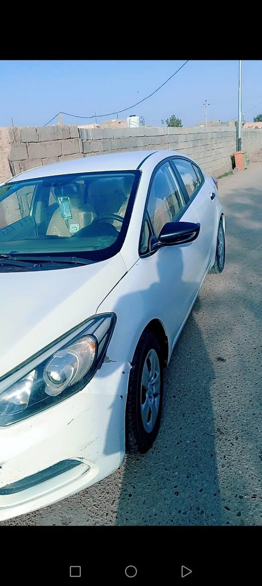 سيراتو موديل 16 رقم مثنى نظيفة انظف من صورة  مداور ثاني يوم السعر 125 وبيها مجال قليل باقي تفاصيل خاص او اتصل ***********
