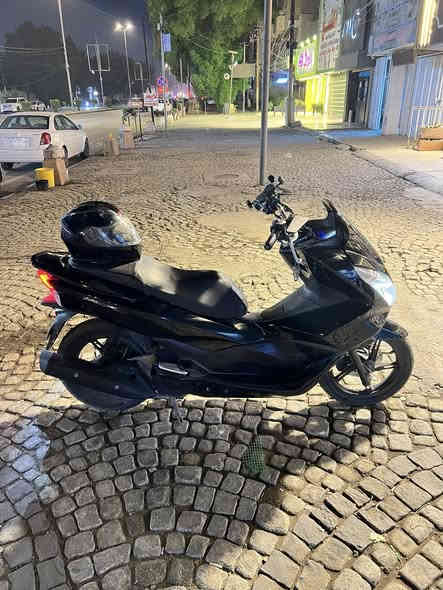 سلام عليكم شبابنه الطيبه 💙
بي سي اكس pcx جيل ثاني وارد ياباني JF
حساس ازدحام 
حساس ستاند 
الدراجه بيهه كسر بل بكلايت صغير مثل ما موجود بلصوره  
ماشيه ٤٦ الف 
الدراجه اذا لكيت مثل مكينتهه بخواتهه الجيل الثاني تاخذ الدراجه وفلس متنطي مكينه تخبل سبانه ممدوده عليهه توكف بصفهه متسمعلهه نفس مو صوت 
كفراتهه نضاف مرتبات 
شلعه ومعدل تخبل الدراجه متعرف طعم العادي كله محسن  دهن كله يورل دراجه كلش معتني بيهه مال جناي تطلع من البيت للشغل من الشغل للبيت حتى ماعندي وقت اطلع بيهه احتاجيت فلوس وريد ابيعهه 
سعرهه💸14💸وبيهه مجال واي شخص يجي هلا بي واحطه على راسي 
مكاني بلقاهره مول القاهره 
رقمي ***********📲
