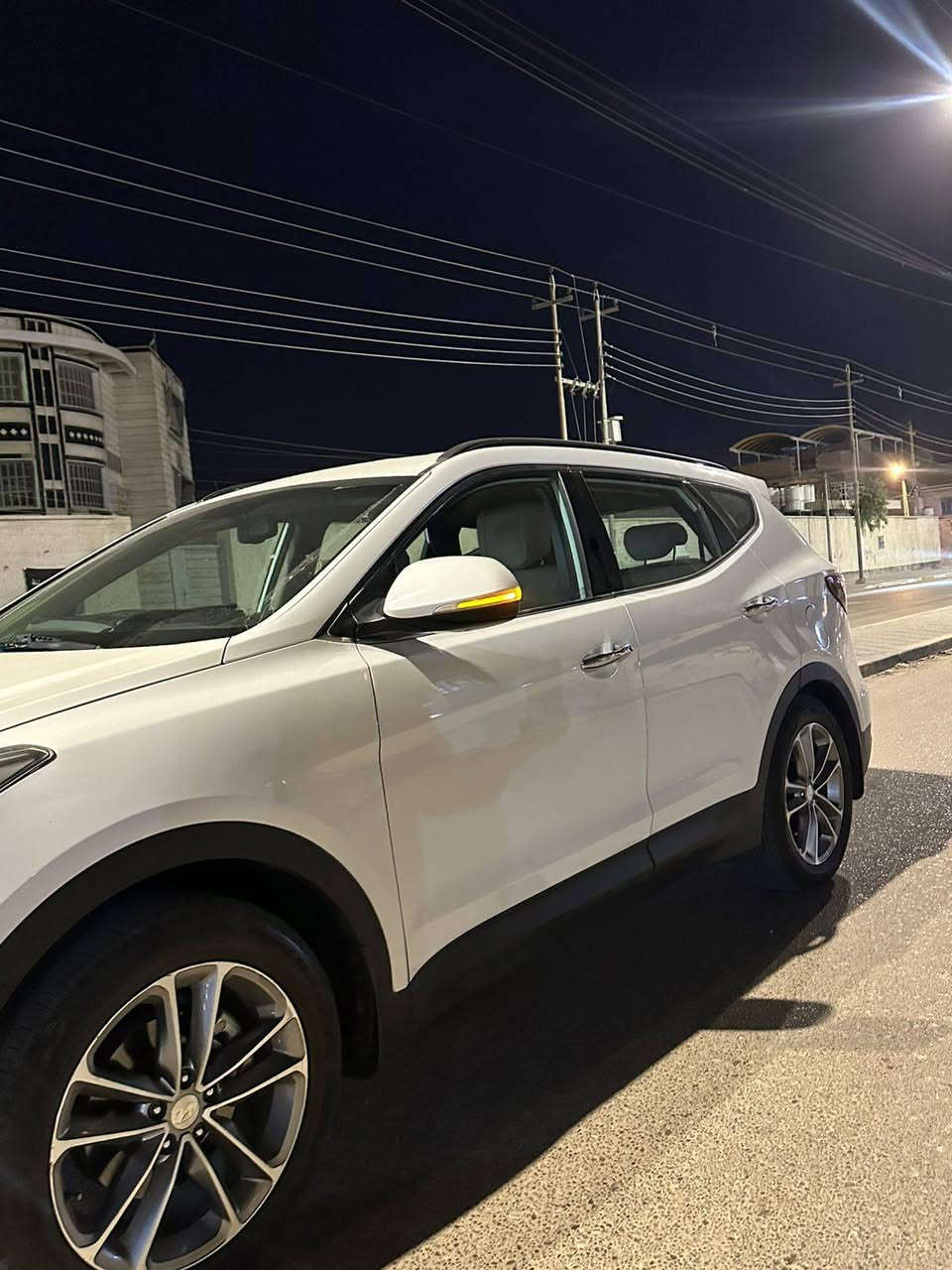 سنتافي مديل 2018 جديده كتلوك سياره وياهه مكفوله سياره من ضربه صبغ ماعدا جراد قليل بسياره من الغسل كفاله مكينه وكير تخم تاير كشن السايق كهرباء تحكم استيرن سياره بسمي السنويه 2029 ماشيه 100 السعر 185...... *********** ملاحظه مكينه 2400دَوش
