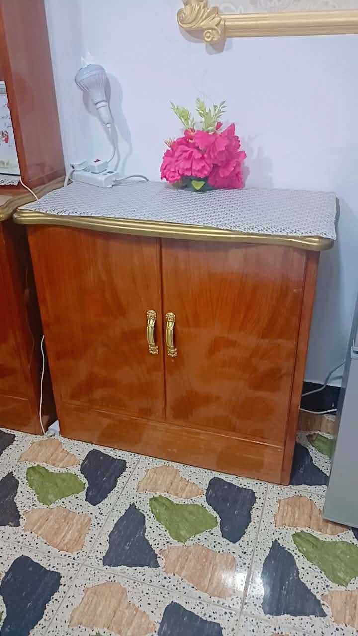 غرفه للبيع ب900 مكانها زنكوره شعدكم غرف للبيع دزولي خاص ابيعه الكم  وموجود بعد هواي غرف داخل الحساب فضلاً وليس أمراً متابعه للحساب


**إذا كنت صاحب هذا الإعلان وتريد حذفه لأي سبب، رجاءا أرسل رسالة إلى الدعم الفني**