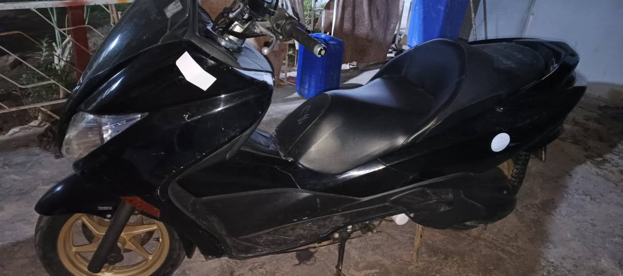 للبيع فورزة 010 دراجة مكفولة سعرها 14ورقة اتصل ***********
