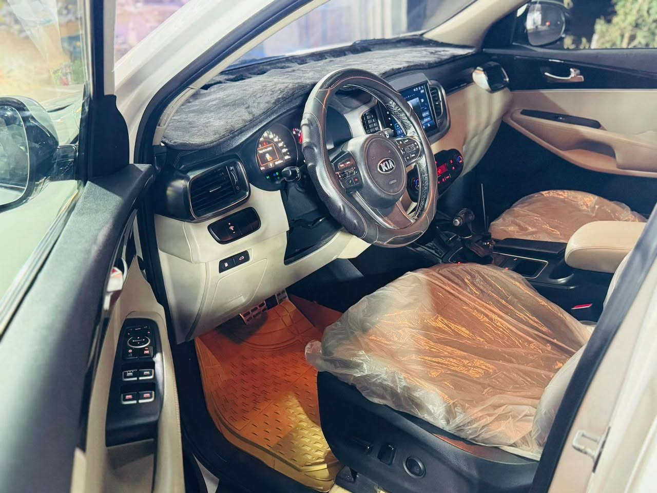 سلام عليكم 

سورنتو 2017 كويتي

كفالة عامة من الصبغ ول تبديل 

رقم اربيل بأسمي 

(  المواصفات  ) 

1_ اشاير بل مري 

2_ حساس امامي + خلفي

3_ ويل كب 19 

4_ جنطة كهرباء 

5_ كشن كهرباء

6_ تبريد 3 قطع

7_ داخل بيجي

8_ دشبول ساعة دجي تل 

9 _ بصمة ابواب 

10_ اضواء ترحيب 

11 _ مثبت سرعة

12 _ مري شفط

13 _ 7 راكب عائلية

14 _ لايت دبل عدسة العالي زنون 

15 _ مثبت سرعة + نضام الايكو 

باقي المواصفات موضحة بل صور 

السعر   بلاش البلاش. كل هاذة  208 

العنوان / بابل  مركز المدينة 

للاستفسار  ***********
                  
                 ***********
