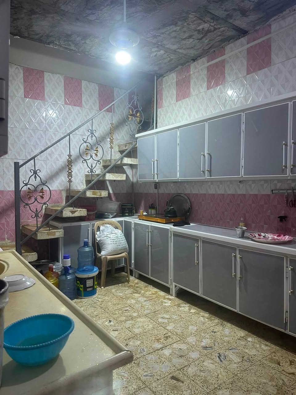 ‏يا الله دار للبيع طابو صرف نجف حي ميسان

‏المساحة 100 متر قطاع 79 الشريط طابقن

‏طابق الأول.  غرفة     مطبخ     صالة    استقبال

‏صحيات. داخلية   وخارجية  تطابق الثاني

‏غرفتين   صالة   صحيات   السعر  118  مليون وبي مجال
"""""""""""""""""""""""""""""""""""""""""""""""""""
        ‏مكتب أبو حوراء الحسناوي. للعقار

‏الاتصال  على *********** و ***********

   ‏عنوان المكتب نجف حي ميسان شارع الكات مقابيل السوق الأخير

       ‏ عندك عرصة أو بيت للبيع اتصل
"""""""""""""""""""""""""""""""""""""""""""""""""""
