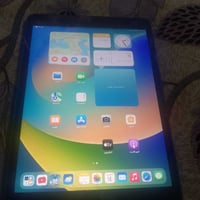 ايباد 7 • ذاكره 32 • بطاريه 93