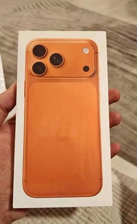 ايفون ١٧ بروماكس • ٥١٢ • بطارية ١٠٠٪