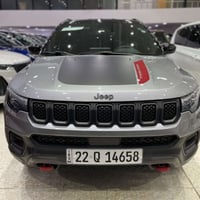 للبيع جيب كومباس موديل23 حادثه حداديه ويل فقط والبدي مكفول من قطره صبغ...