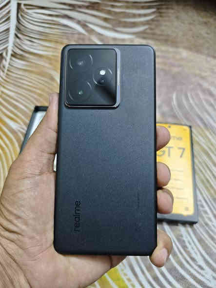 ريلمي جي تي 7 أخو الجديد
النسخة العالمية
كامل الملحقات
الذاكرة 512
الرام 12
الشاشة أمولد
يدعم الشحن السريع بقوة 120 واط
و يدعم تسجيل المكالمات دون علم الطرف الآخر
للبيع بـ 700
أو للمراوس
مكاني بغداد

رقم الهاتف
***********
