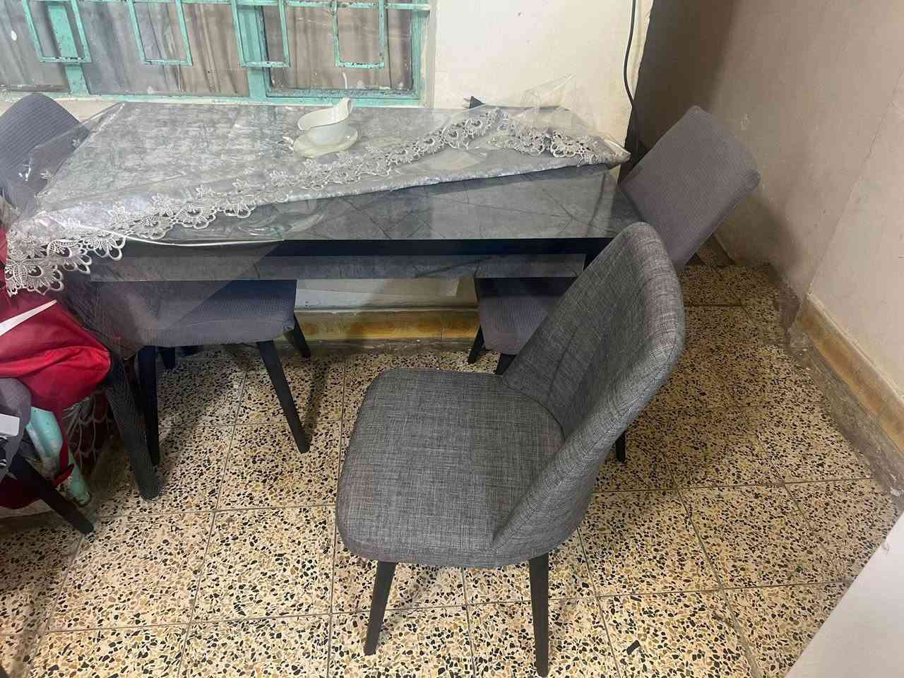 ميز طعام للبيع جديد تره كراسي يحتوي فول نضافه ولا شخط السعر 125 وبي مجال قليل المكان بغداد الطوبجي


**إذا كنت صاحب هذا الإعلان وتريد حذفه لأي سبب، رجاءا أرسل رسالة إلى الدعم الفني**