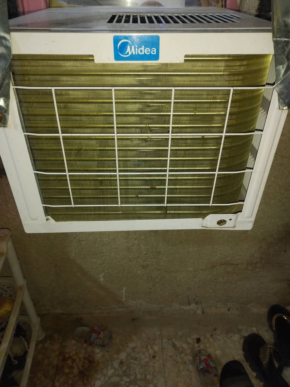 السلام عليكم مكيف ميديا بس تبريد يجي بلادي 1طن مستعمل صيف واحد اخو الجديد ب٢٢٥ وبي مجال بسيط *********** العنوان الحسينيه مال راشديه

