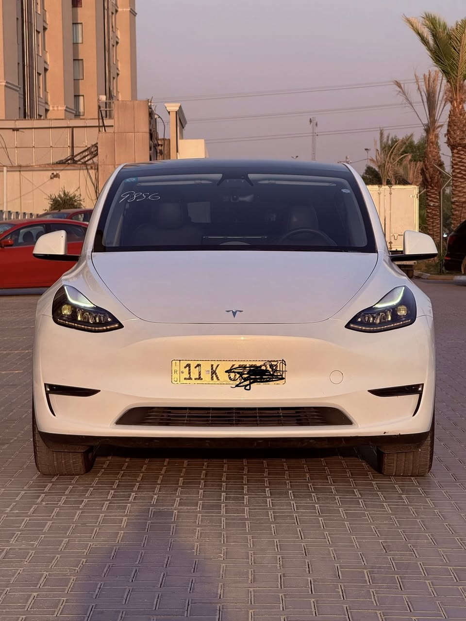 السلام عليكم 
تسـلا مودل Y تك ماطور 
موديل 2023 
سياره مرقم  بغداد 
السيارة اون لاين
الحادث كليييييييين بيه اصبعين بارد بالخلف
السعر     21500$

• تقطع بالشحنة فوك 500كم
• سقف بانوراما زجاج
• شاشة كبيرة حجم 15 بوصة
• كاميرا خلفية
• حساسات خلفية
• كاميرا امامية
• حساسات اماميه
• كاميرا جانبيه 
• كراسي كهرباء جلد لون اسود
• كراسي كهرباء
• كراسي مدفية
• غرفة جلد مميزة لون أسود 
• رادار امامي
• رادار خلفي
• رادار جانبي
• مانع تصادم
• محدد مسرب
• كاميرات عدد 8 
• حساسات جانبيه
• مثبت سرعة
• كاميرات محيطيه 360° 
• تحكم بالسياره عن طريق الشاشة
• نظام قيادة آلية Auto Pilot
• عداد ديجيتال
• تشغيل تلقائيe
• نظام (RCTA) للتنبيه عند الرجوع للخلف
• نظام (RSA) لكشف لافتات السرعه للطريق
• نظام (PSC) الرادار الذكي لمنع الاصطدام 
• نظام (LTA) لتحديد المسار على الطريق
• تشغيل عن بعد
• الدخول الذكي

للأستفسار الاتصال

***********
