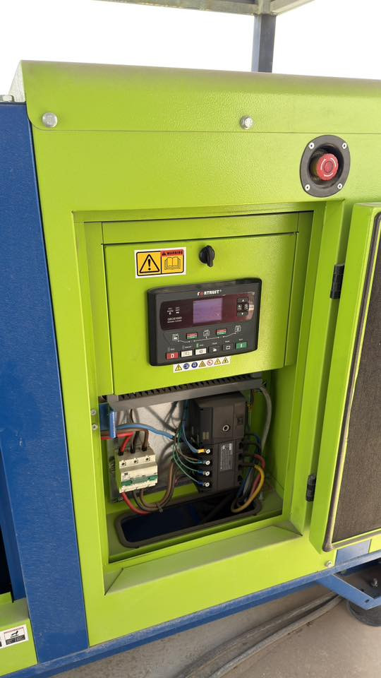 مولدة جين باور للبيع
مشتغل ٣٥٧ ساعة فقط
للاستفسار: ***********
