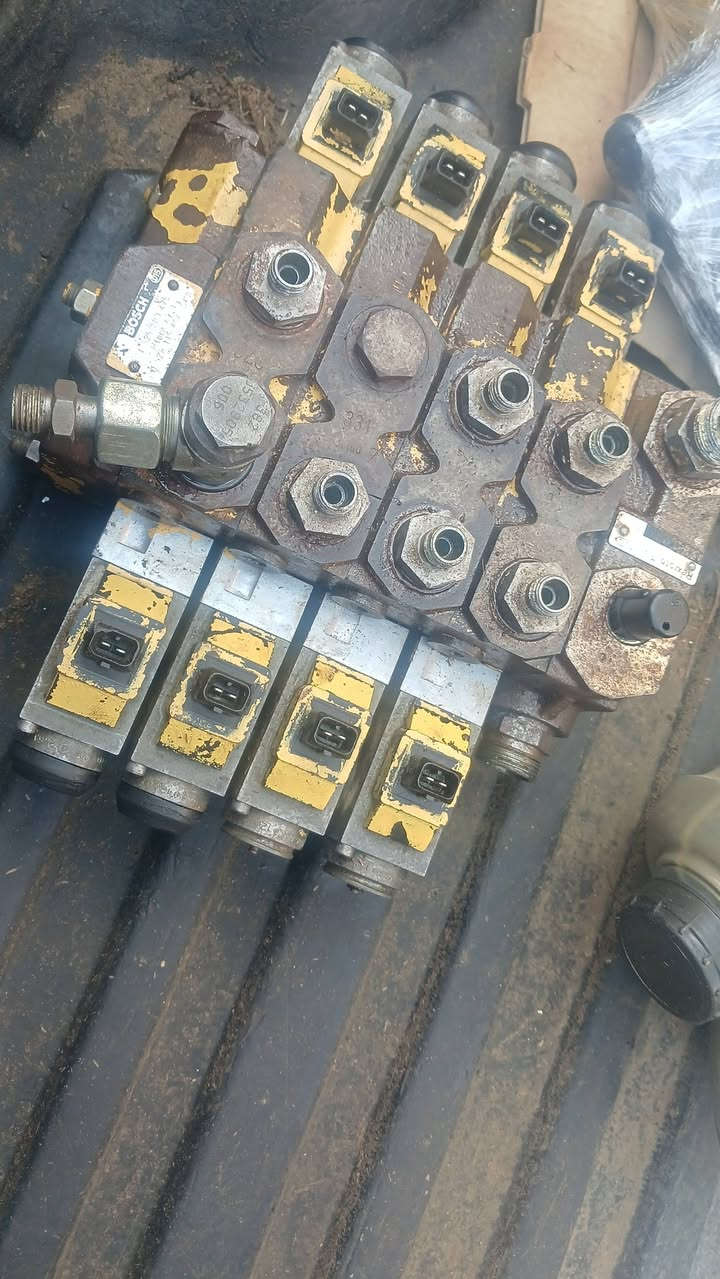 جميع.ماتحتاجه.حاصدات.انيوهولند.ولحاصدات.القديمه.يتوفر.لدينامواد.حاصدات.جديد.ومستعمل
***********
***********واتساب
عماد.الزبيدي.واسط.الصويره.المعارض.الجدد
