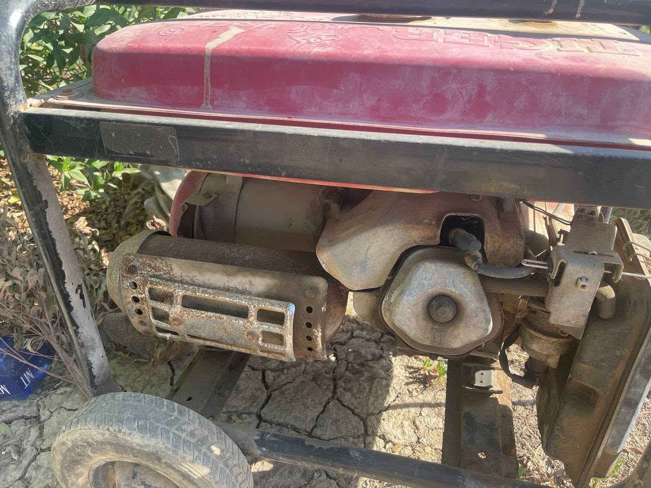 مولده للبيع نضيفه جدا بس متروكه شغاله صارلها سنه متروكه شديت طاقه شمسيه طفيته علا ايدي ومن اجيت شغلته ماتولد كهرباء يمكن كرت او فحمات محرك مكفول نص نكله سلف ما مفتوح شركه بدون تنقيص ما تصرف بانزين تشغل عليها سبلت ومرتحه مكيفين
مولده للبيع نضيفه جدا بس متروكه شغاله صارلها سنه متروكه شديت طاقه شمسيه طفيته علا ايدي ومن اجيت شغلته ماتولد كهرباء يمكن كرت او فحمات محرك مكفول نص نكله سلف ما مفتوح شركه بدون تنقيص ما تصرف بانزين تشغل عليها سبلت ومرتحه السعر 200الف محرك مكفول
العنوان بغداد
***********
