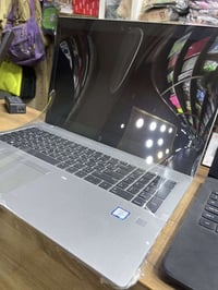 اسعار • لابتوب