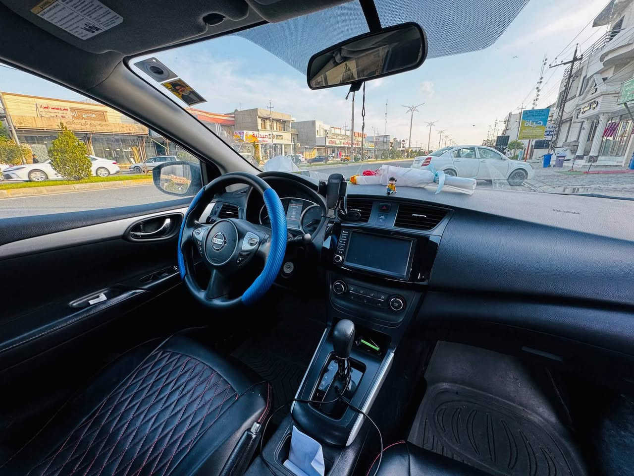 للمراوس فقط حسب القناعة، اعتذر عن البيع

نيسان سنترا مواصفات S
٢٠١٩ رقم كركوك
محرك ١٨٠٠ 
وارد امريكي

ضررها قطعة وحدة بس بيها صبغ جاملغ خلفي للسايق
وبيها شوية صبغ جوة الرقم الخلفي بالضبط
وبي شخط بالبابين من جهة السكن موضح بالصور

المكينة والگـير والحدادية كلهن مكفولات
سنوية ورقم كلهن جدد
بإسمي وشرط التحويل
سيارة حلوة وگاعدة وما تحتاج صرف
مكان السيارة كركوك

للاستفسار خاص او عالرقم

***********
بي واتساب كركوك, العراق
