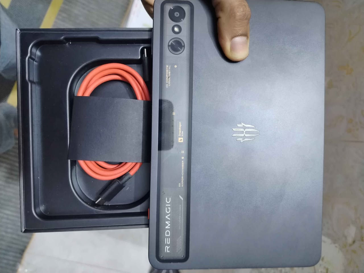ايباد ريد ماجك استرا نظافه 95 بطاريه ممتازه ذاكره 256 رام 12 ملحقات كامله بي كسر بسيط جدا ازغر من حبت التمن موضح بصوره سعره 750 الف متوفر وتساب *********** البصرة, العراق
