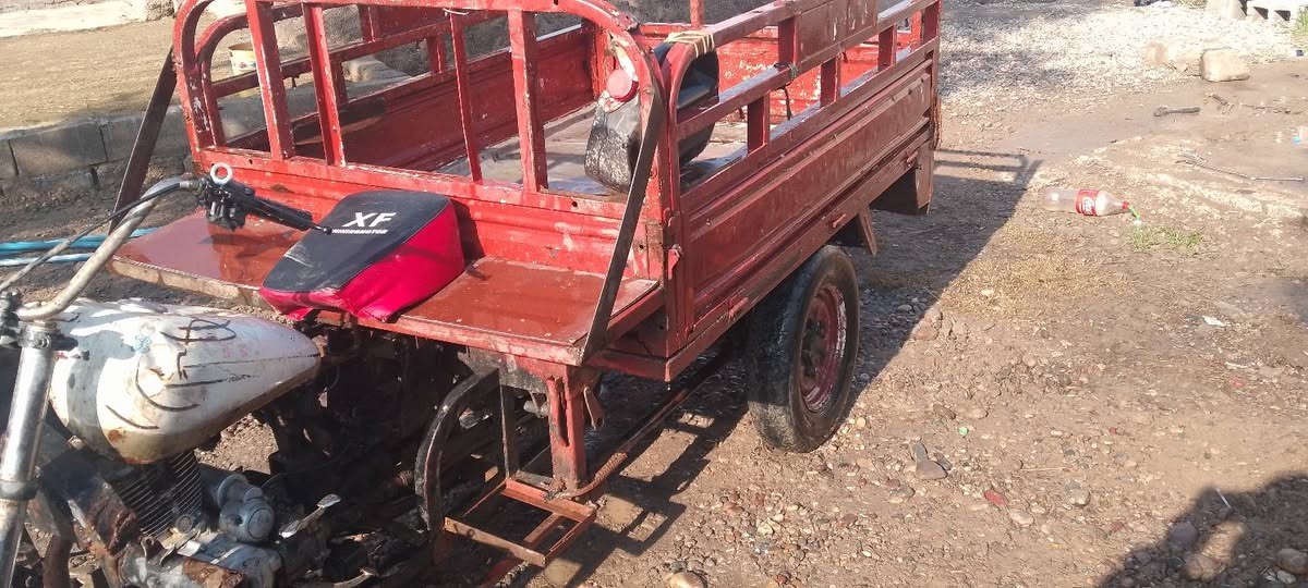 ستوته للبيع شغاله بس عايزهه البرك مالهه عايزو التيول اركبه ملحومه بس باج مضبوط ابيع هلموجود السعر 300 بيهه مجال ويرهم مراوس حسب الغناعه المكان الجدعه ***********
