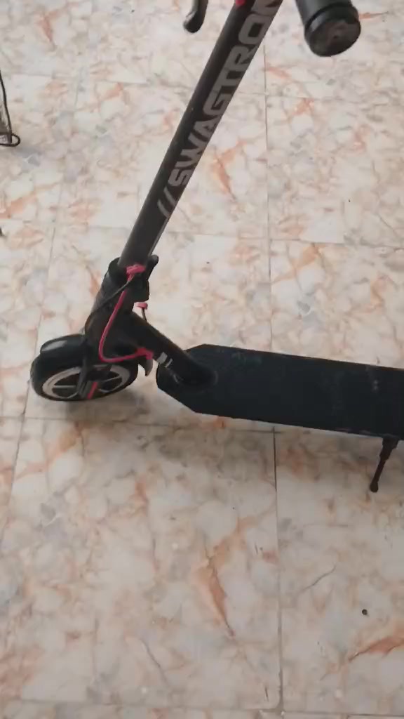 السلام عليكم سكوترات ٢ يرادلهن بطارية ثنينهن٧٥ وبيهن مجال ***********
