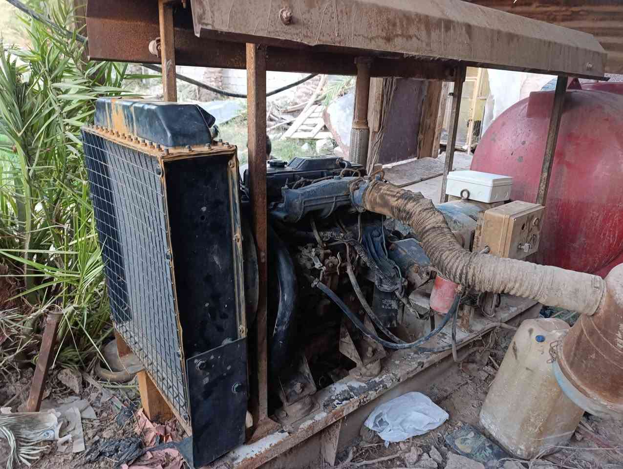 سلام عليكم
مولده كيه 2700 لاتبخير ولا تنقيص 
راس توليد ازرق 30 كيفي ما ملفوف 
شرط احولك على البيت وشوف الكهرباء 
مكان بغداد  
‏‪***********‬‏
 ***********

