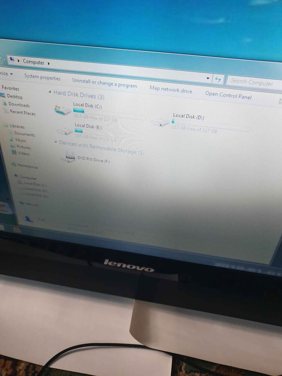 حاسبة نظيفة لينوفو حجم 19..هي حاسبة هي شاشة 
معالج كور اي 3جيل ثالث
رام 4..ذاكيرا500.. 
الحاسبة قابلة للتطوير كلها 
بيها وندوز 7مالت الشركة ممكن تنزل وندوز 10
بيها DVD..مدخل سيريال 
6مداخل USB
ملحقات ماوس وكيبورد..محولة خارجية جوكر اصلي 
شغالة كاملة بدون عيب او تصليح 
المكان بغداد...كرادة بغداد, العراق


**إذا كنت صاحب هذا الإعلان وتريد حذفه لأي سبب، رجاءا أرسل رسالة إلى الدعم الفني**