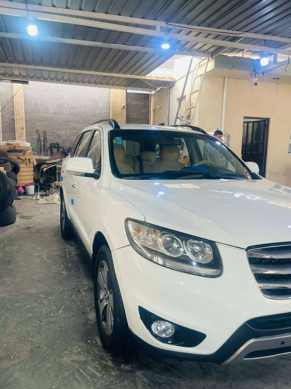 سلام عليكم سنتافي موديل 2012خليجي رقم بغداد الجديد باسمي صبغ باب خلفي السعر157مكينه6 سلندر
سبع راكب ثلاث قطع تبريد
الستفسار ***********ابو مصطفى
