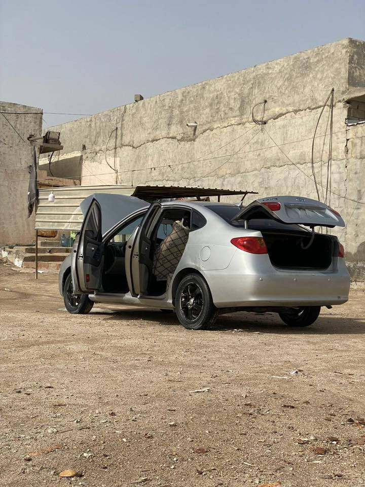 سلام عليكم الانتره ادوات  2011  كصه جنطه س 36قفلل مكاني البصره ***********
