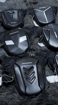 تمام، هذا وصف مُعدّل وأقوى للنشر 🔥:
حقيبة دراجة نارية بتصميم كاربون فايبر فخم
خامة صلبة مقاومة للماء والصدمات
حجم عملي لحمل الهاتف، المحفظة، والمفاتيح
تصميم رياضي أنيق مع لمسات عاكسة للضوء
سحاب قوي وإغلاق محكم
تثبيت مريح على الخصر أو الفخذ بدون إزعاج أثناء القيادة
مناسبة للدراجات النارية والهوائية والاستخدام اليومي
✔️ شكل عصري
✔️ متانة عالية
✔️ راحة وثبات
متواجد فقط واتساب واتصال
***********
مكاني بصره وعندي توصيل محافضات
الرد خلال5دقائق
