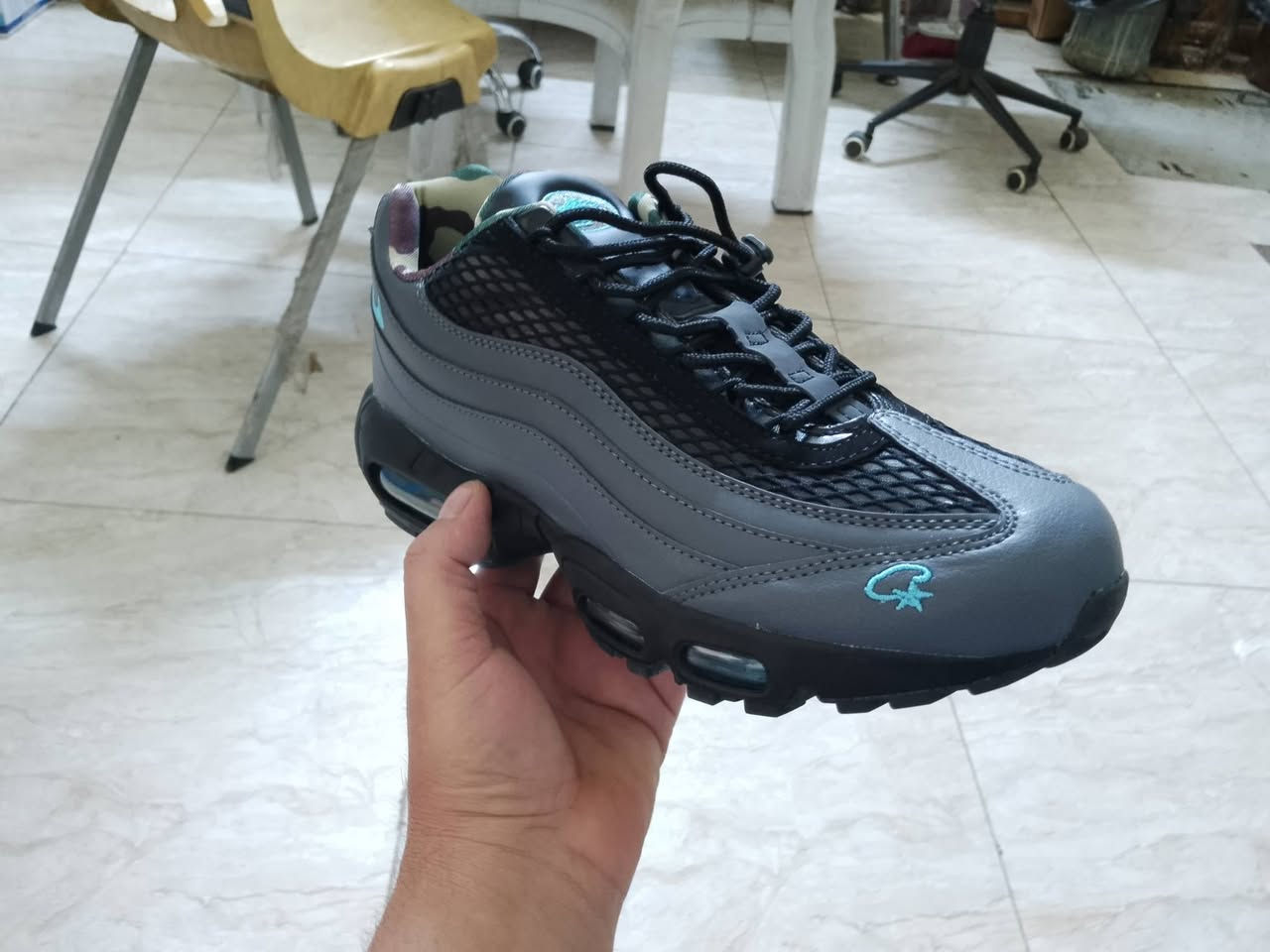 نايك موديل حديث صناعة فيتنامي باركود الشركة قياس 44    مبطن عسكري قطعة طبية ومريحة باللبس


**إذا كنت صاحب هذا الإعلان وتريد حذفه لأي سبب، رجاءا أرسل رسالة إلى الدعم الفني**