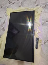 كاميرات + شاشه للبيع  سعر الكاميرات 150 الف سعر الشاشه 100 الف  للاستف...
