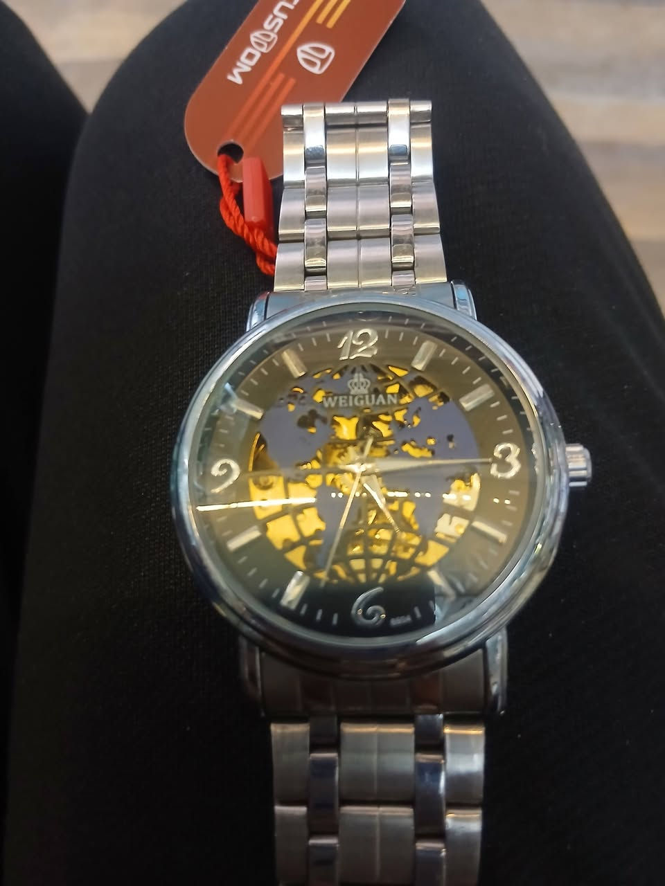 ساعه اوتوماتيك النظافه 100% بس سعر الساعه 35 مع التوصيل


**إذا كنت صاحب هذا الإعلان وتريد حذفه لأي سبب، رجاءا أرسل رسالة إلى الدعم الفني**