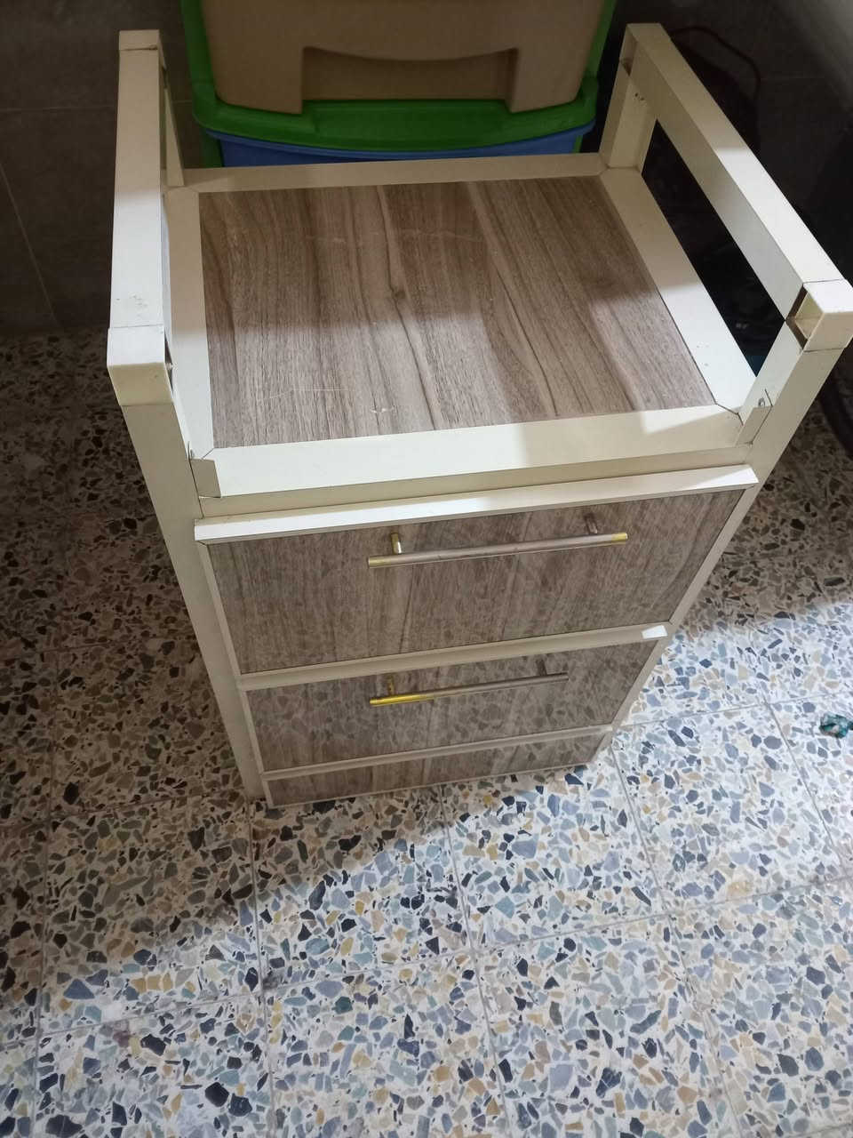 مگينه خياطه صناعي نوعيه جمسي مستخدم قليل السعر200
ميز المنيوم للفرن او طباخ حطاطه السعر75
عارضه طرح ملفوفه تجميد السعر 90
***********
***********
