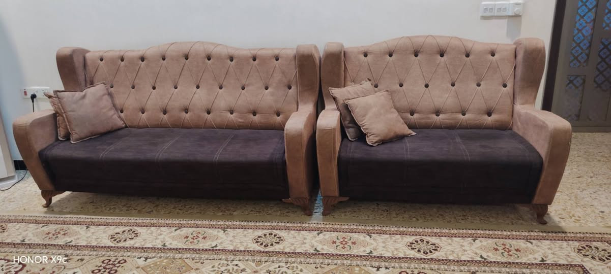 تخم ونص يعني 15 مقعد شغل عراقي ضرره فقط رجل وحده فالته سعر 350 وبي مجال


**إذا كنت صاحب هذا الإعلان وتريد حذفه لأي سبب، رجاءا أرسل رسالة إلى الدعم الفني**