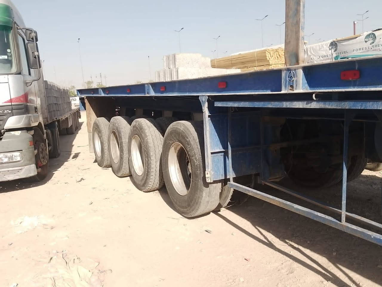 اكتروز شمعه
موديل 2000

كير عادي 

مكفوله محرك وكير وقماره واكسل 

عربانه حدادي شاصي 16 

دناكير 14 

ابيع راس وعربانه 

سعر 220 بيه مجال 

***********

مكان سياره بغداد 

بوب شام
