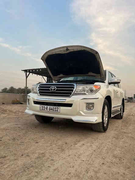 السلام عليكم لاندكروز ساز 2014 فول مواصفات ماشية ١٧٤ الف سيارة بدون صبغ وبيها بارد بسيط بلباب الخلفي السعر ٤٠٠ ورقة ٤شدات وبيها مجال للشراي موقعي بغداد التاجي قرب جسر ذراع دجلة ***********
