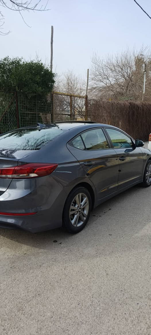 السلام عليكم... النترا..2017...فول .. مواصفات..ماشيه..85..كيلو..محرك..حجم..20...مامفتوح..... بيها صبغ باب سايق..ودوسه...شرط...بدون دواخل... كشنات هيتر...كشنات...الخلف..هيتر...ستيرن..هيتر...مكان.. سياره موصل جانب..ايسر..رقم..***********..بي.. واتساب..سعر..135 داخله..عل..عراق..بس..دعاميه..موضح.بل.صور
