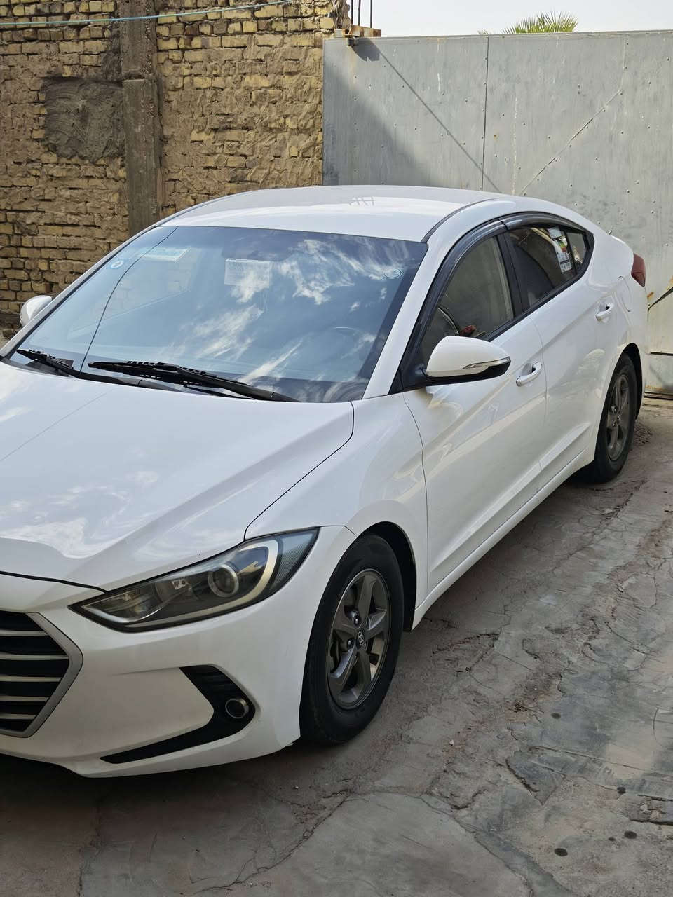 النترا افانتي موديل 17 وارد كوري كفاله صبغ وضربه وتبديل بسمي مكينه 1600 ماشيه 80 الف  مكاني زبير 140 بيها مجال كلش قليل السياره حيل جديده احلى من صور بهواي ***********
