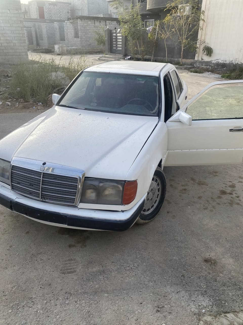 مارسدس دب s300 محور كير ومحرك بطه تحويره جديده رقم صلاح الدين مميز ٩٩١٠ مشروع وطني ل٢٨ تريد تحويل تريد وكاله سياره مال بيت حلوه 
مكانها ديالى بعقوبة ***********
السعر ٣٥ وبيها مجال بسيط
