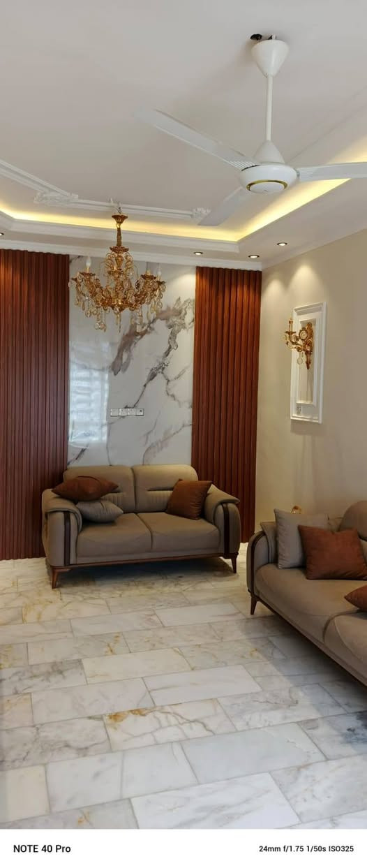 دار للبيع الشعله ام نجم 
المساحة:150 متر
طابقين صاله و مطبخ و حمام و غرفة نوم 
طابق الثاني ثلاث غرف نوم و حمام
للأستفسار: ***********
