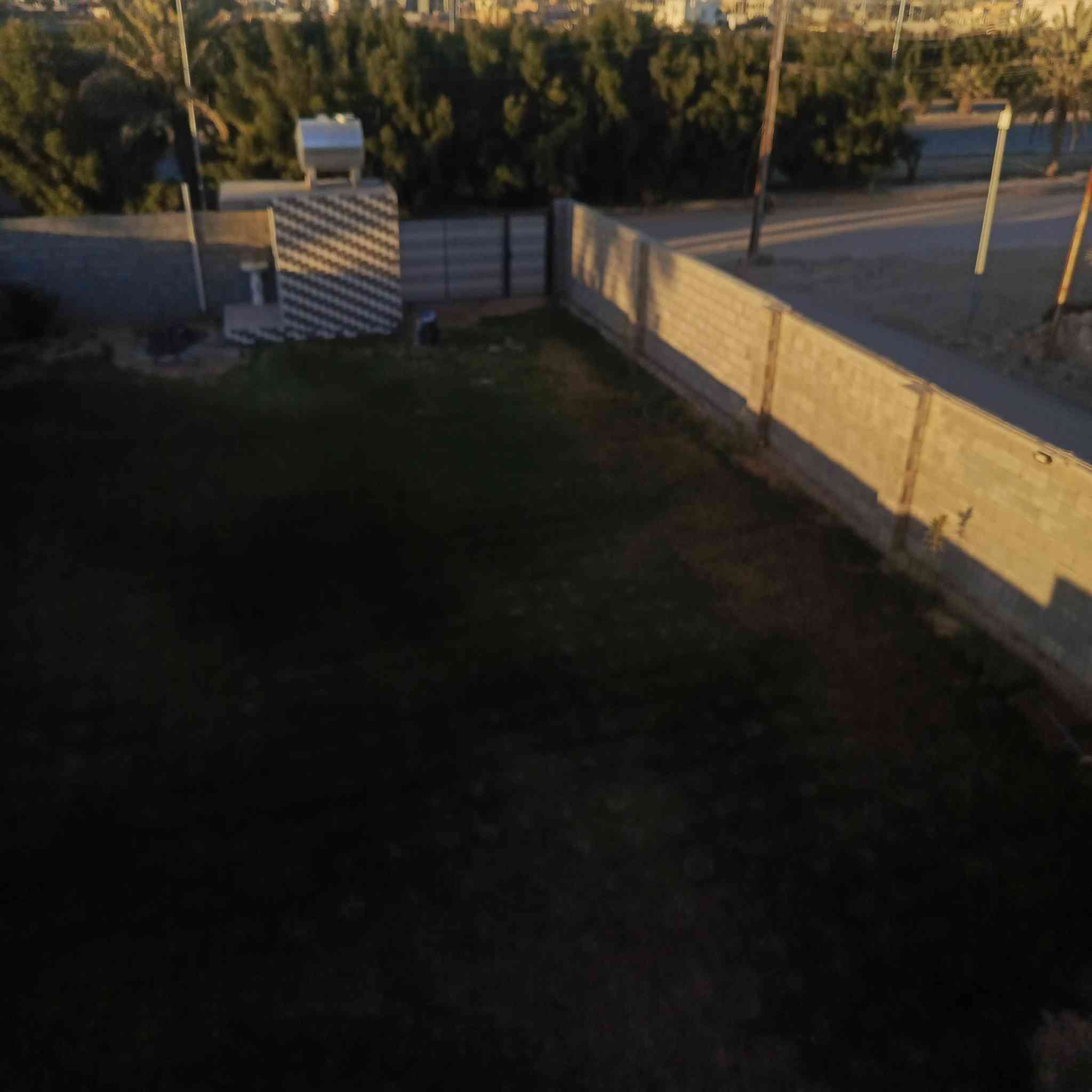 أرض تجارية استثماريه مع دار حديث المساحة 900م
واجهة ركن على الشارع العام حصيبة الشرقية صالح للسكن او مجمع طبي او مدرسة او روضة اومقر لكيان سياسي.. ملاحظة غير متواجد على الفيس للتواصل الاتصال واتساب ***********
