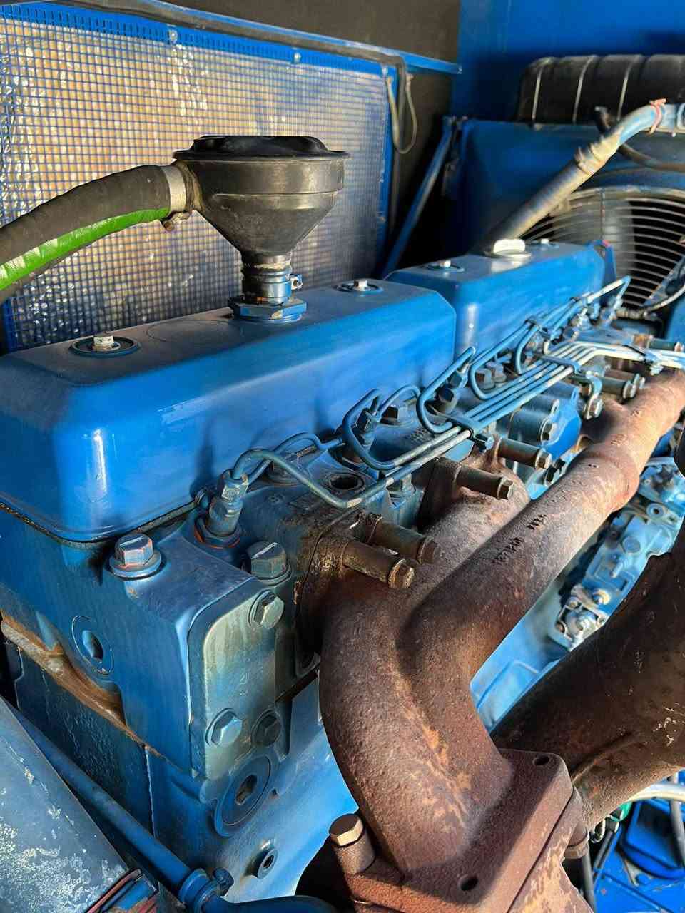 اسكانيه(SCANIA) ✅ ️6 سلندر ✅️ 250 KVA
☎️کورك فايبر واتس اب ***********☎️
☎️اسیاسیل:Asiacell:***********
متوفر الجمیع المولدات 
(ڤالڤو🇸🇪 بیرکنز🇬🇧 کمینز🇺🇲 دوسان🇰🇷 افیکو🇮🇹 دویس🇩🇪 مرسیدز🇩🇪 کاتلبیلر🇺🇲)
