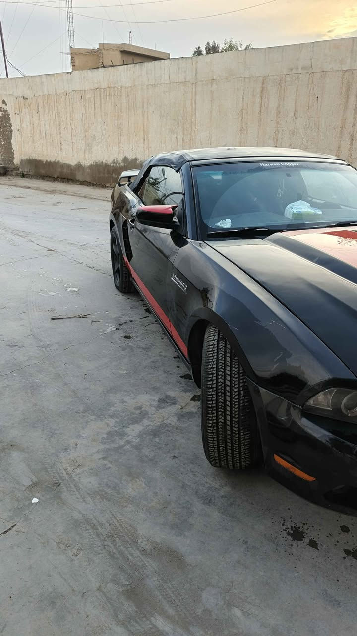 موستنك ٢٠١٢ كشف سيارة كاملة ما بيهة اي نقص بيع او مراوس حسب القناعة الاتصال على الرقم *********** بعقوبة, ديالى
