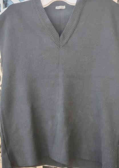 السلام عليكم.
لدينا ملابس واحذية وحقائب تبرع من الخيرين والمحسنين تفيد الطالبات قسم منها جديدة وقسم مستعمله شي بسيط جداََ وتعتبر جديدة.
نبحث عن طالبات متعففات ليس لدبهن القدرة على شراء الملابس للتبرع لهن بهذه الملابس من خلال مراسلتنا على الخاص او الاتصال على الأرقام التالية : 
*********** / ***********
 #سفراءالخواطر اياديكم لمن لا تصله الأيادي وجسركم لمن انقطعت به السبل ودليلكم لمن لا دليل له....
